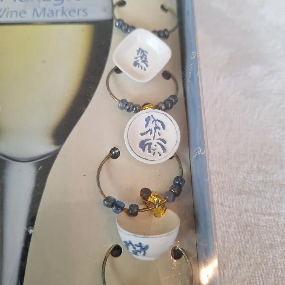 NEW Pfaltzgraff Yorketown Set of 6 Wine Glass Markers Wine Glass Charms NIB